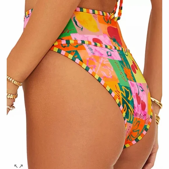 Beach Riot Carlotta Fruits Swimsuit Bathing Suit Bikini BOTTOMS Size XS - Picture 3 of 9